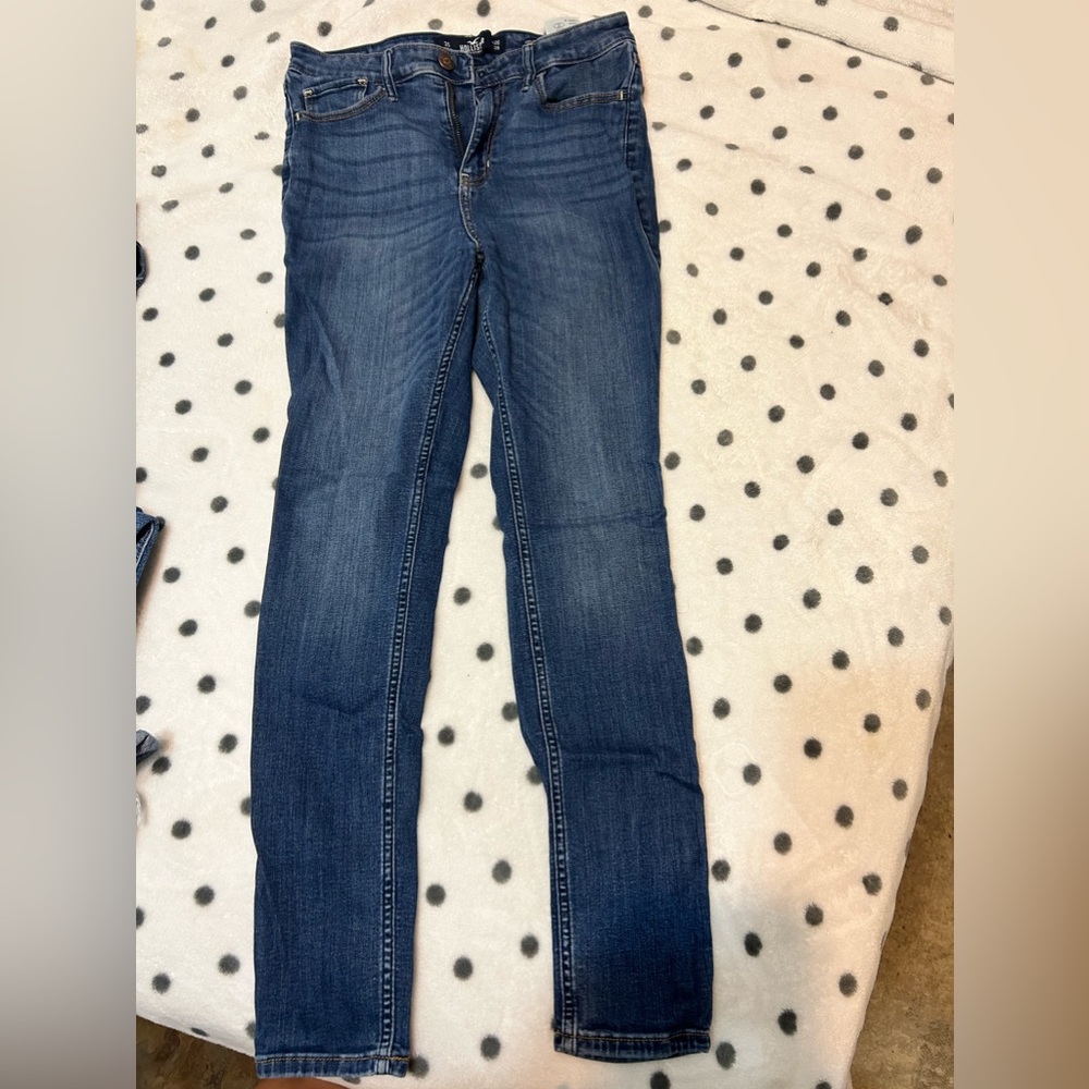 American Eagle ,Denim forum, Hollister shorts - Picture 6 of 6